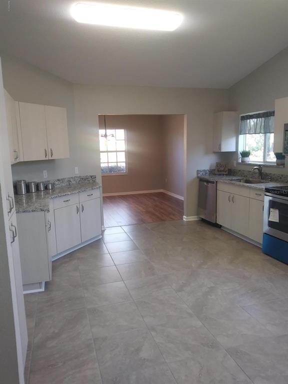 46 Hickory Loop Ocala, FL 34472 - Photo 25 of 71 Kitchen