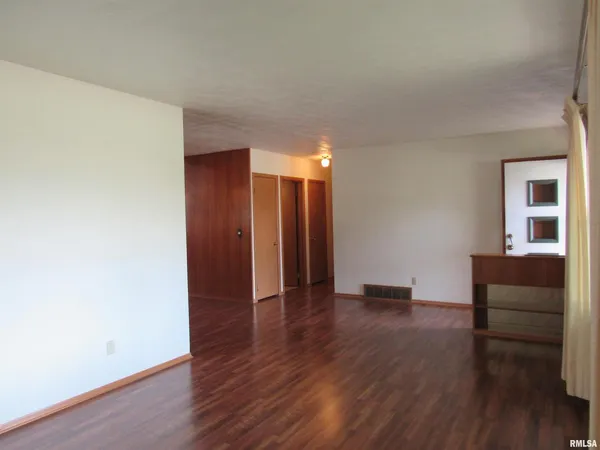 $1,550 | 2154 West 36th Street, Davenport, IA 52806