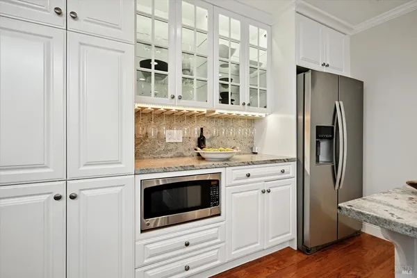 $995,000 | 152 Vineyard Circle, Yountville, CA 94599