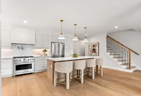 $1,950,000 | 18 R Starknaught Heights, Unit A, Gloucester, MA 01930