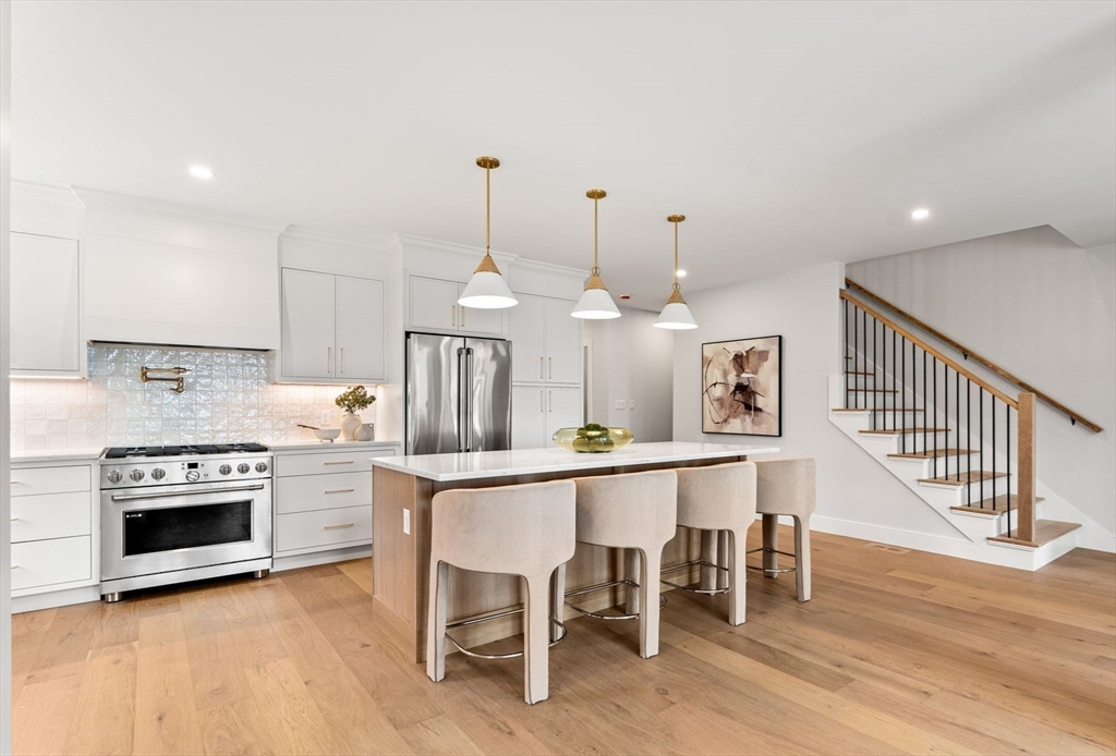 18 R Starknaught Heights, Unit A Gloucester, MA 01930 - Photo 4 of 29