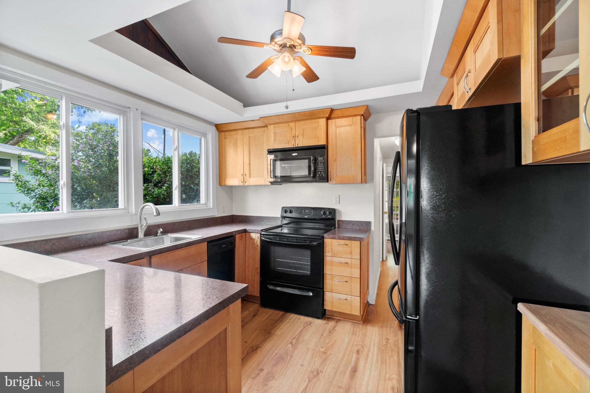 212 Orchard Road Riva, MD 21140 - Photo 13 of 38 Kitchen