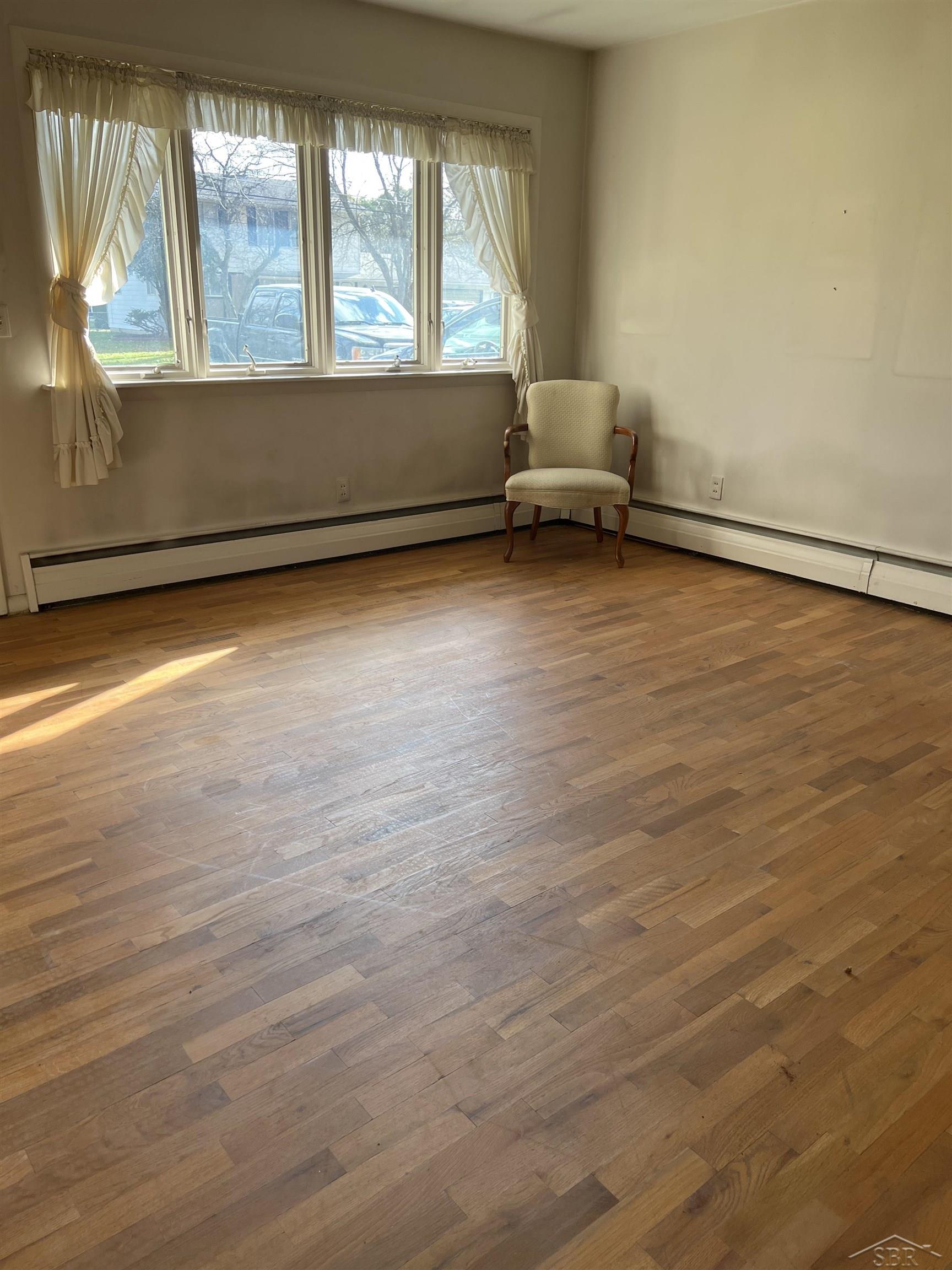4461 Stork Road Saginaw, MI 48604 - Photo 8 of 19 50127450-7.JPG