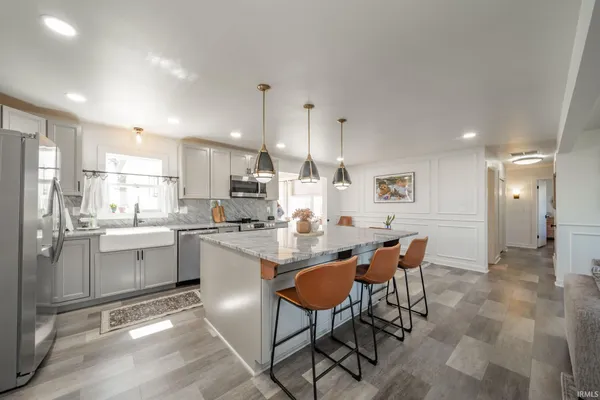 $348,700 | 1745 West County Road 200 North, New Castle, IN 47362