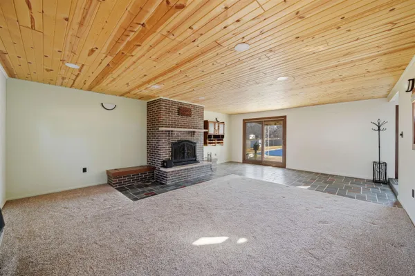 $330,000 | 4126 Highway 64, Mount Morris, IL 61054