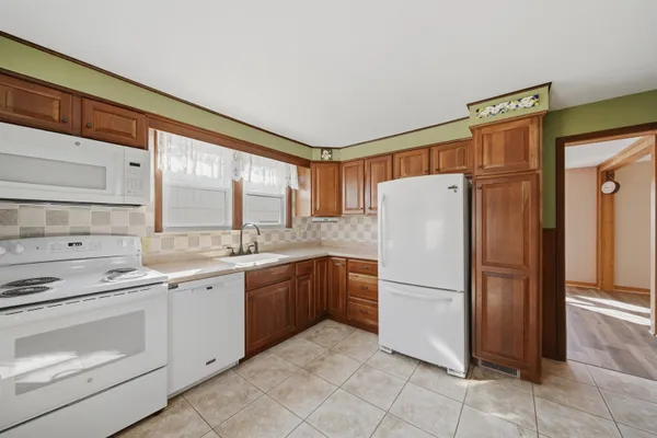 $349,000 | 4126 Highway 64, Mount Morris, IL 61054