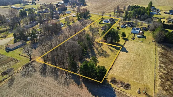 $330,000 | 4126 Highway 64, Mount Morris, IL 61054