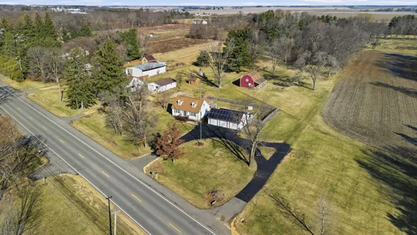 $330,000 | 4126 Highway 64, Mount Morris, IL 61054
