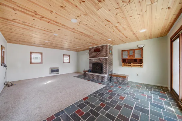 $330,000 | 4126 Highway 64, Mount Morris, IL 61054