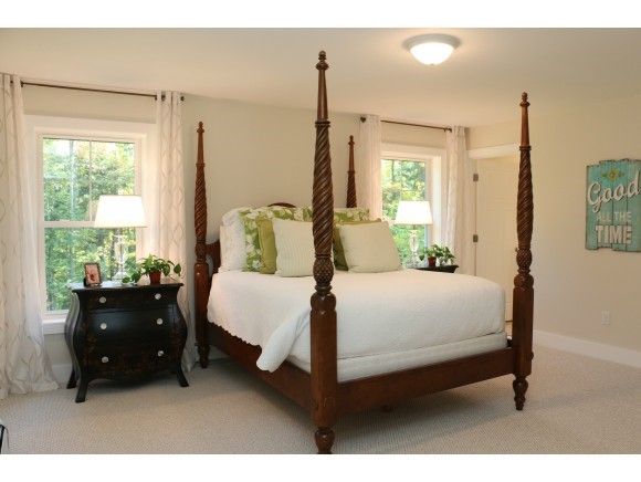421 Weare Road New Boston, NH 03070 - Photo 8 of 13