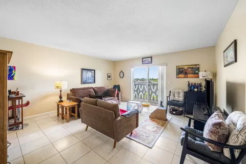 $4,450,000 | 628 Southwind Circle, North Palm Beach, FL 33408