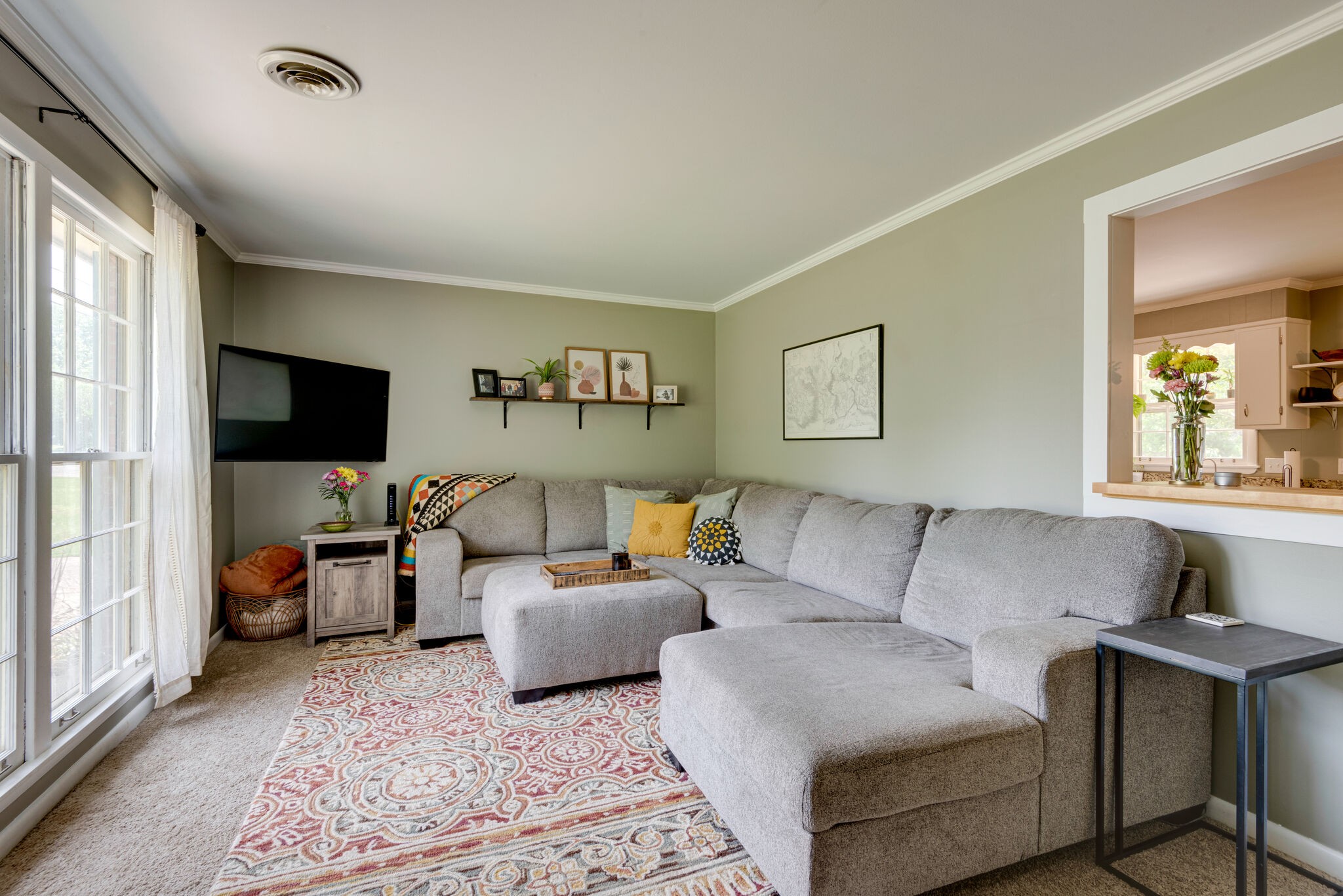 249 Bart Drive Antioch, TN 37013 - Photo 5 of 28 a living room with furniture and a flat screen tv