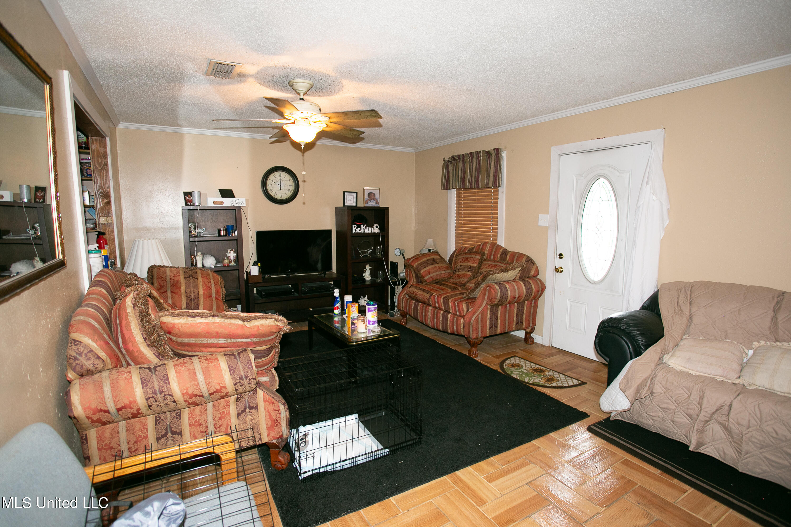 3701 Devonshire Drive Moss Point, MS 39563 - Photo 3 of 9 IMG_0010