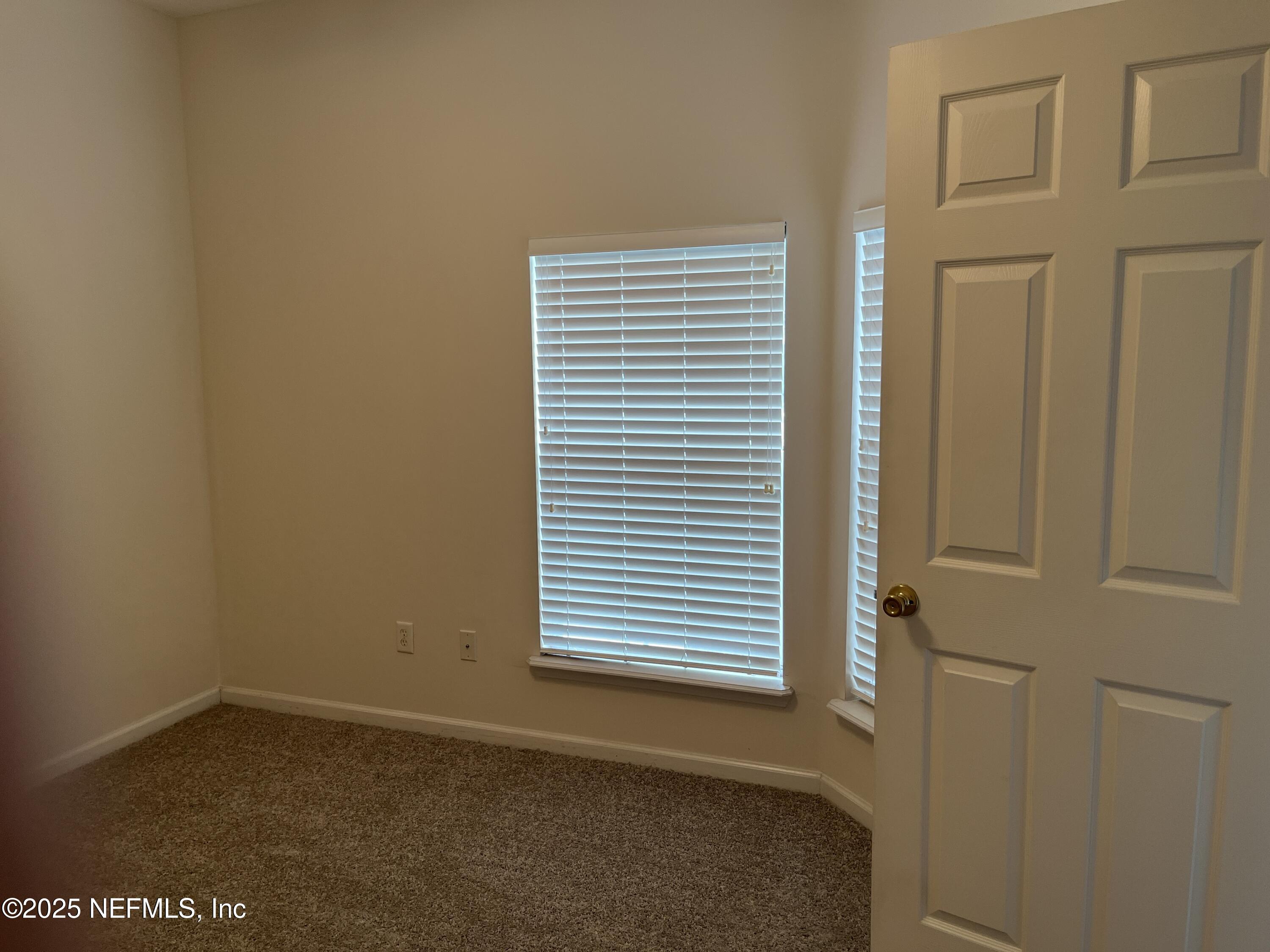 3898 Green View Terrace Middleburg, FL 32068 - Photo 30 of 43 a view of a small space with a window