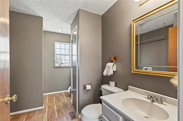 $320,000 | 1260 State Rte TT N/a, Butler, MO 64730