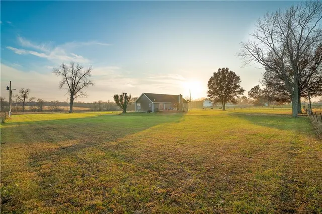 $320,000 | 1260 State Rte TT N/a, Butler, MO 64730