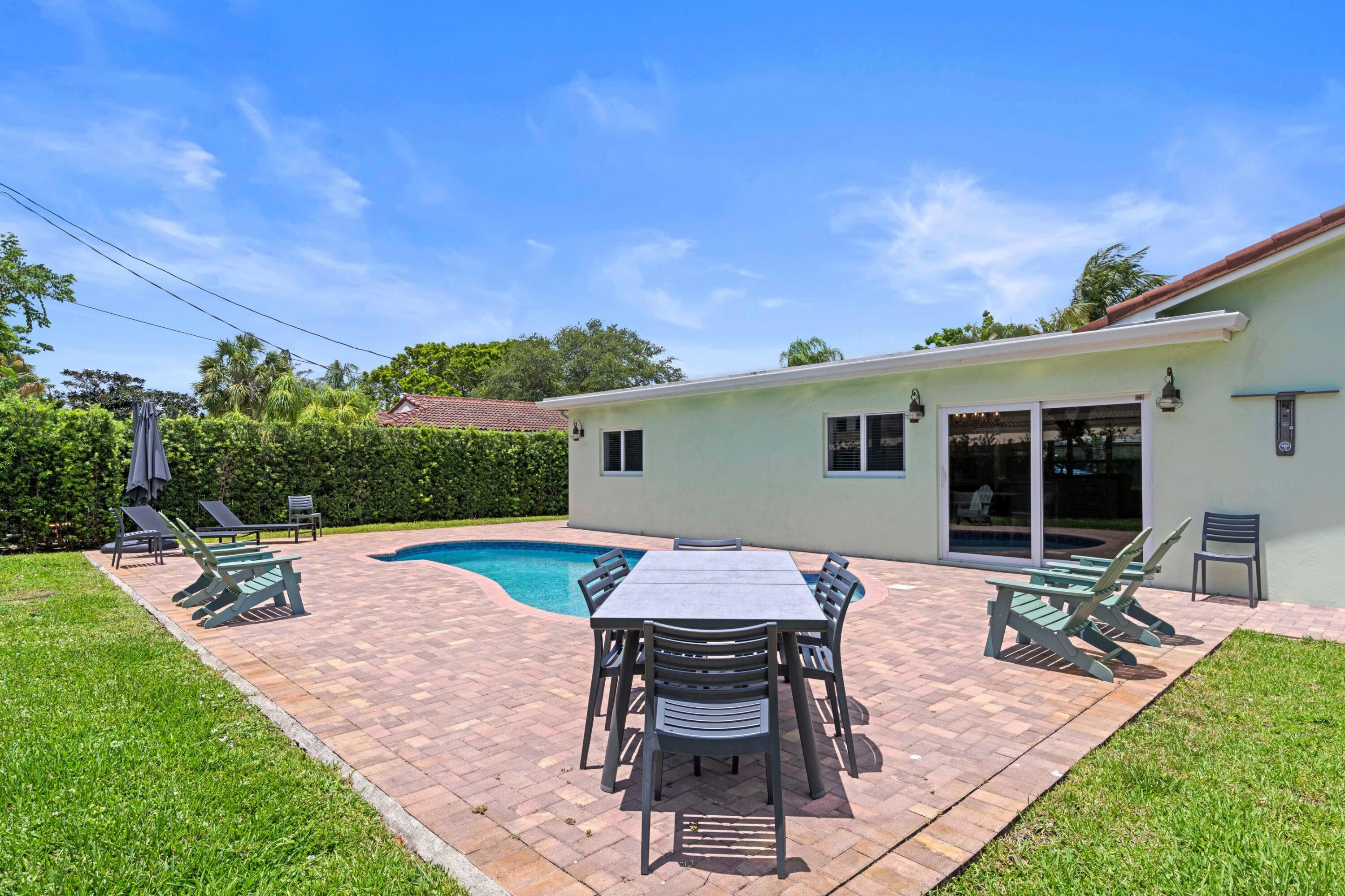 3798 Northwest 2nd Court Boca Raton, FL 33431 - Photo 26 of 45 Pool