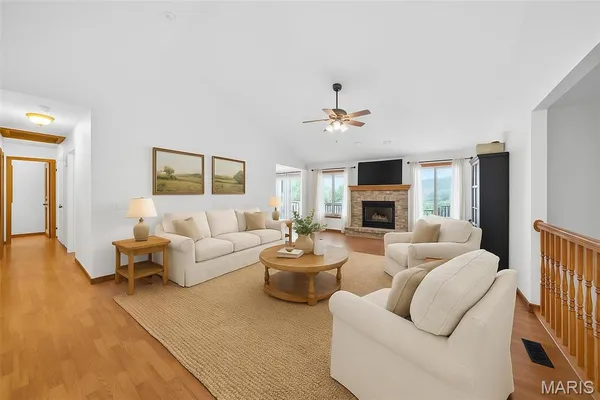 $525,000 | 11 Sherman Drive, Elsberry, MO 63343