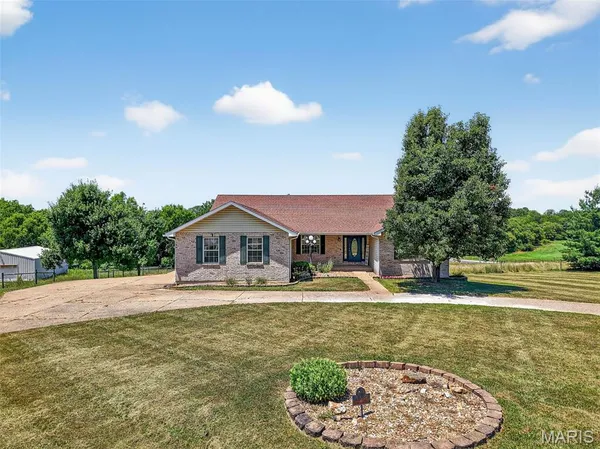 $525,000 | 11 Sherman Drive, Elsberry, MO 63343