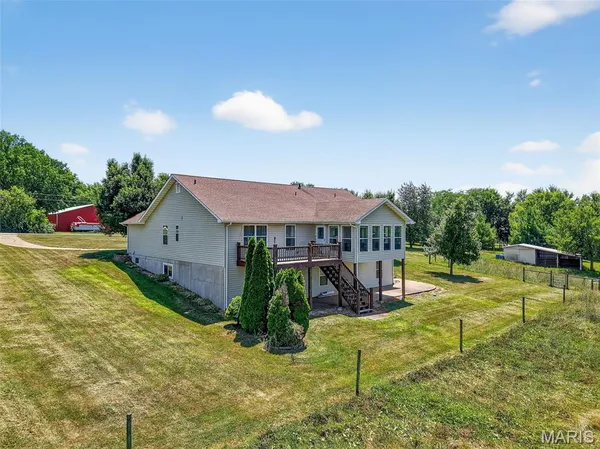 $525,000 | 11 Sherman Drive, Elsberry, MO 63343