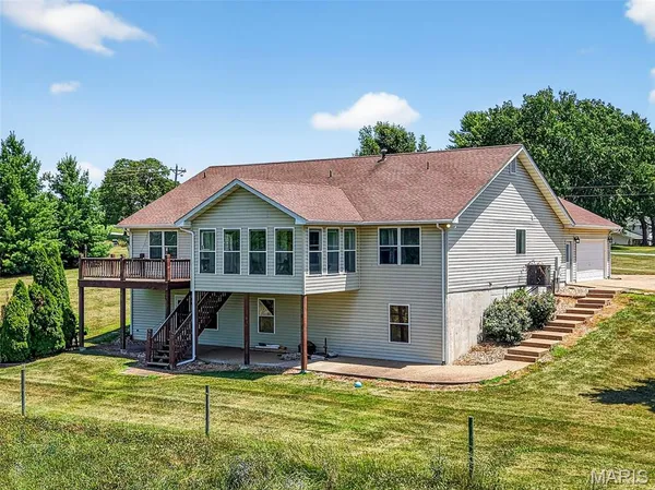 $525,000 | 11 Sherman Drive, Elsberry, MO 63343