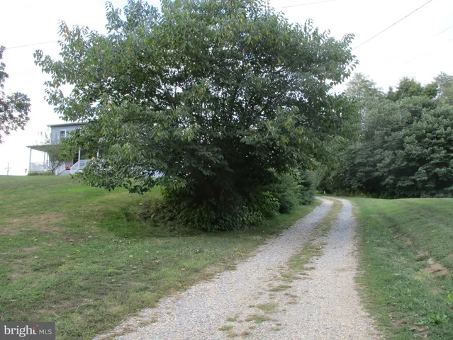 $475,000 | 575 Pond Neck Road, Earleville, MD 21919