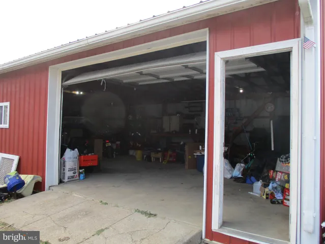 $475,000 | 575 Pond Neck Road, Earleville, MD 21919