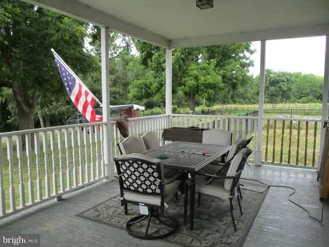 $475,000 | 575 Pond Neck Road, Earleville, MD 21919