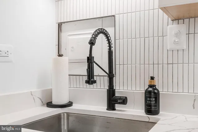 $3,495 | 2201 L Street Northwest, Unit 509, Washington, DC 20037