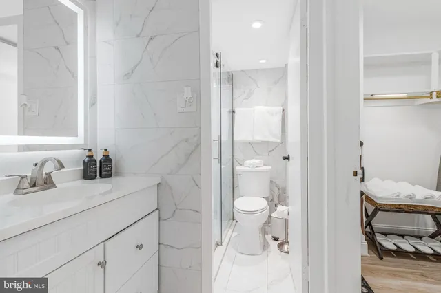 $3,495 | 2201 L Street Northwest, Unit 509, Washington, DC 20037