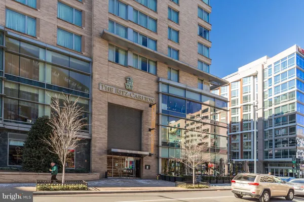 $2,995 | 2201 L Street Northwest, Unit 509, Washington, DC 20037