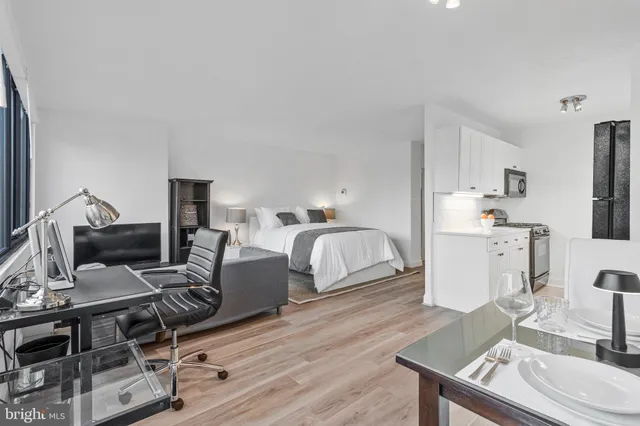 $3,495 | 2201 L Street Northwest, Unit 509, Washington, DC 20037