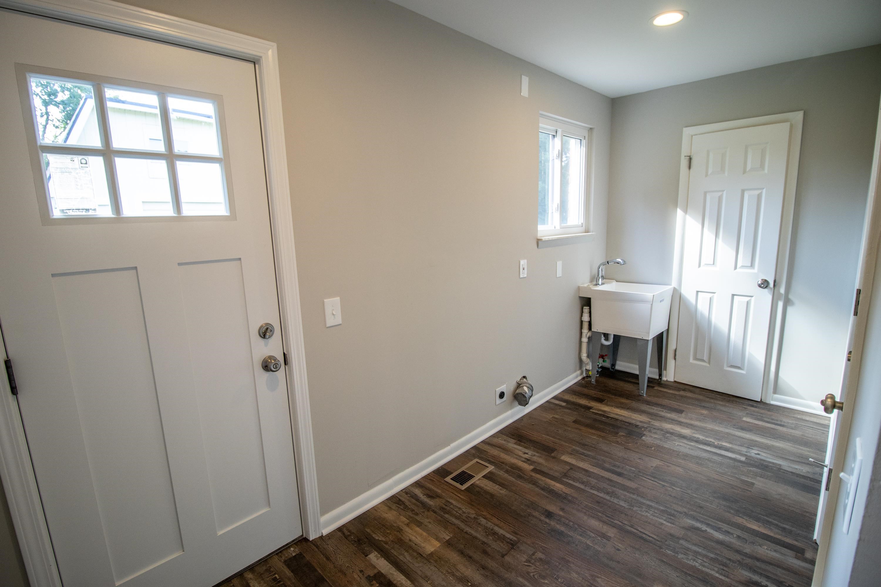 11272 Main Road Fenton, MI 48430 - Photo 30 of 38 50152530-4ea475c4-62a5-4785-95de-92d79651dc06.JPG