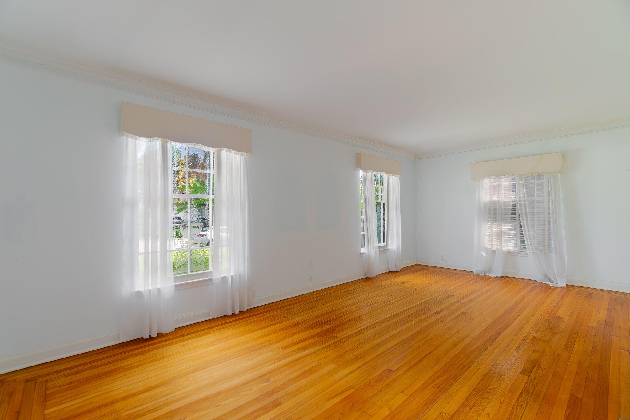 210 Belmonte Road West Palm Beach, FL 33405 - Photo 6 of 67 6-web-or-mls-DSC08475
