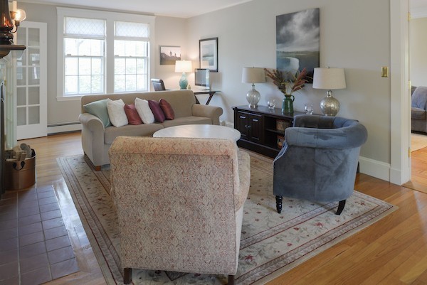 68 Wentworth Road Melrose, MA 02176 - Photo 3 of 30 Gallery Image 3
