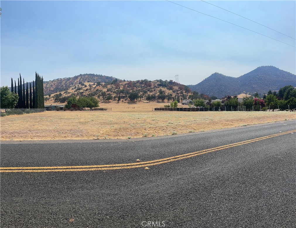 6009 Elwood Road Sanger, CA 93657 - Photo 14 of 43