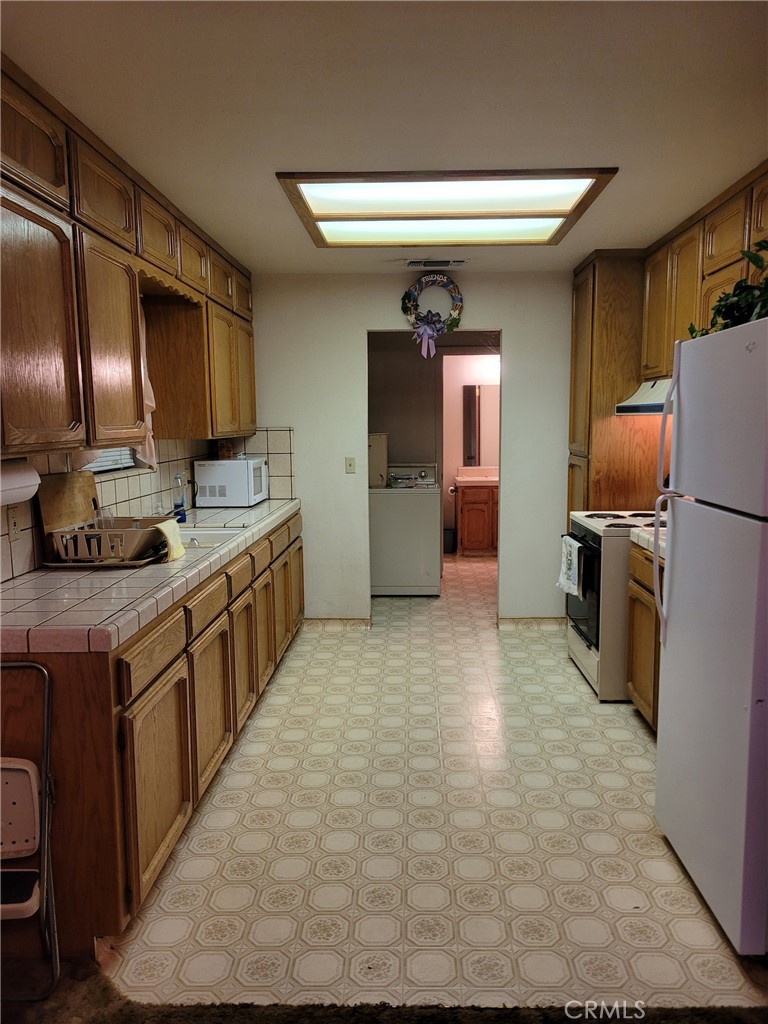 6009 Elwood Road Sanger, CA 93657 - Photo 42 of 43