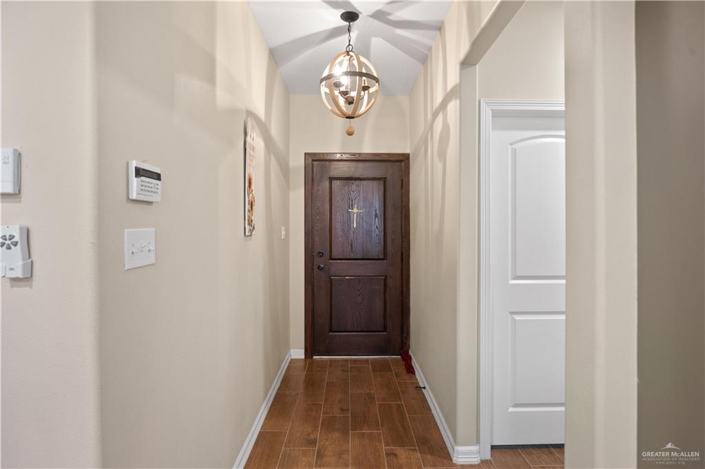 428 Gonzalez Street Donna, TX 78537 - Photo 3 of 18