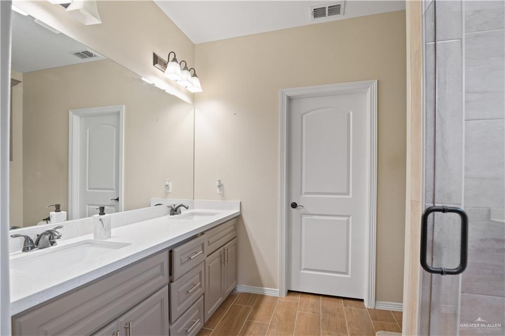428 Gonzalez Street Donna, TX 78537 - Photo 9 of 18