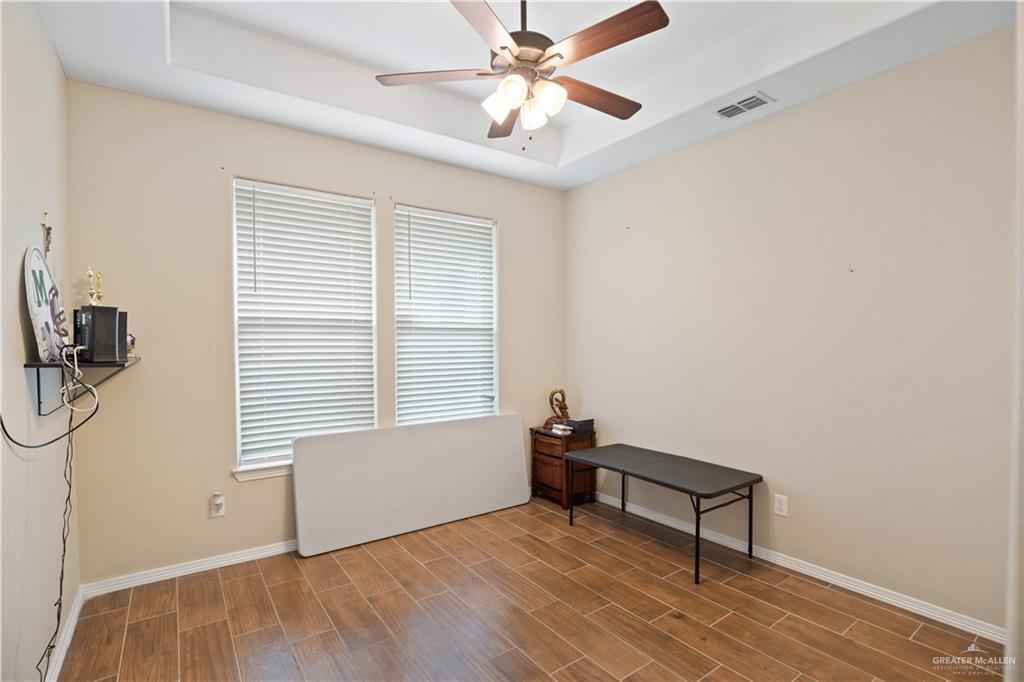 428 Gonzalez Street Donna, TX 78537 - Photo 10 of 18
