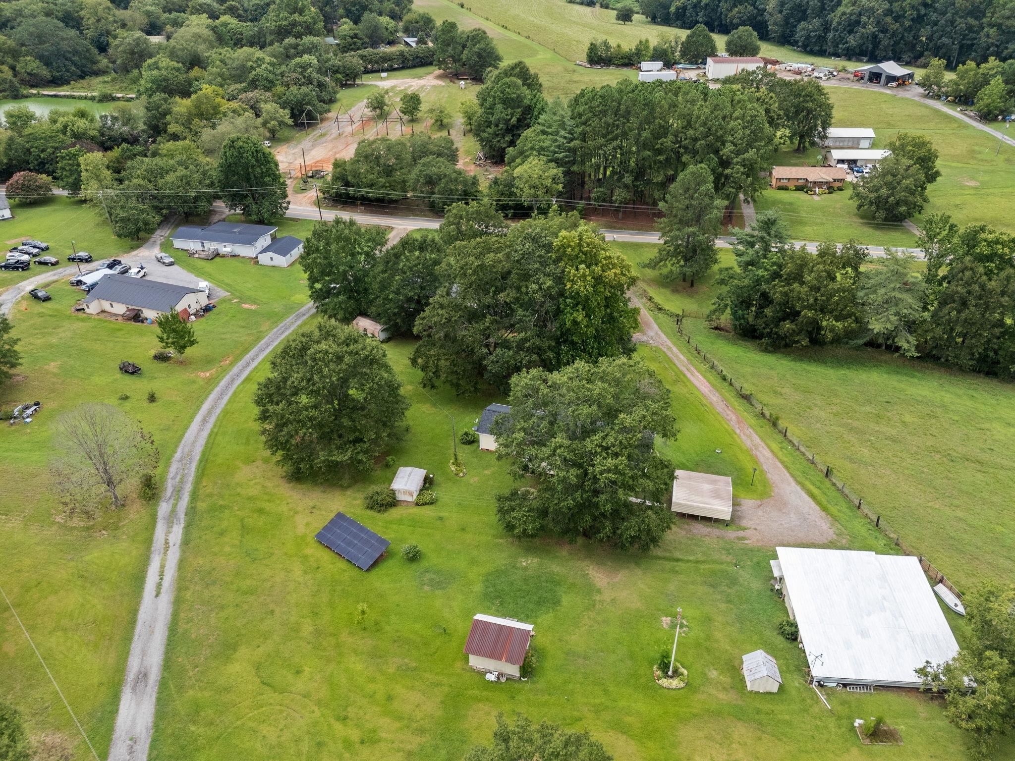 2354 Hampton Road Wellford, SC 29385 - Photo 47 of 50
