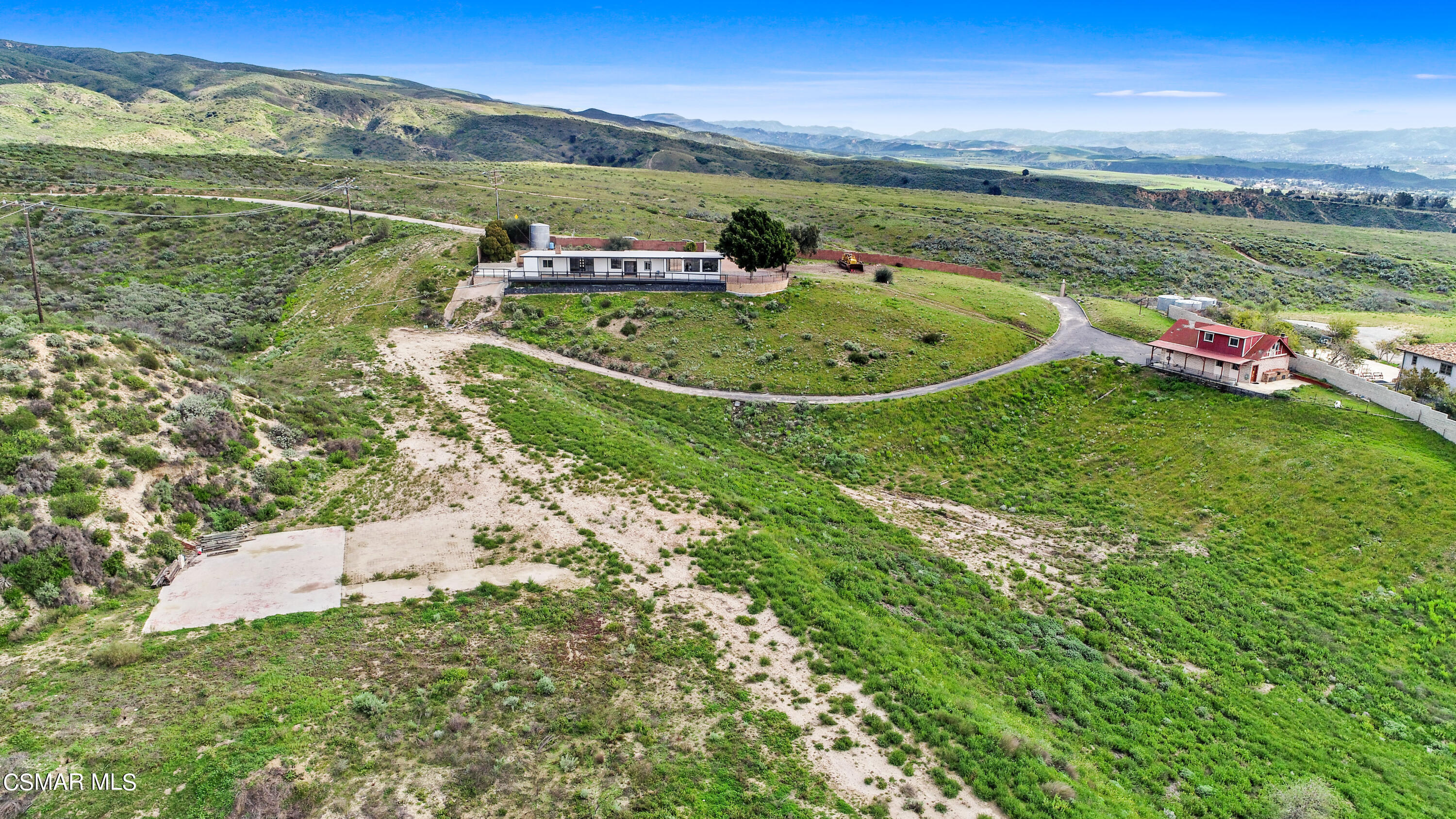 8787 Happy Camp Road Moorpark, CA 93021 - Photo 1 of 33 a view of a field with an ocean view