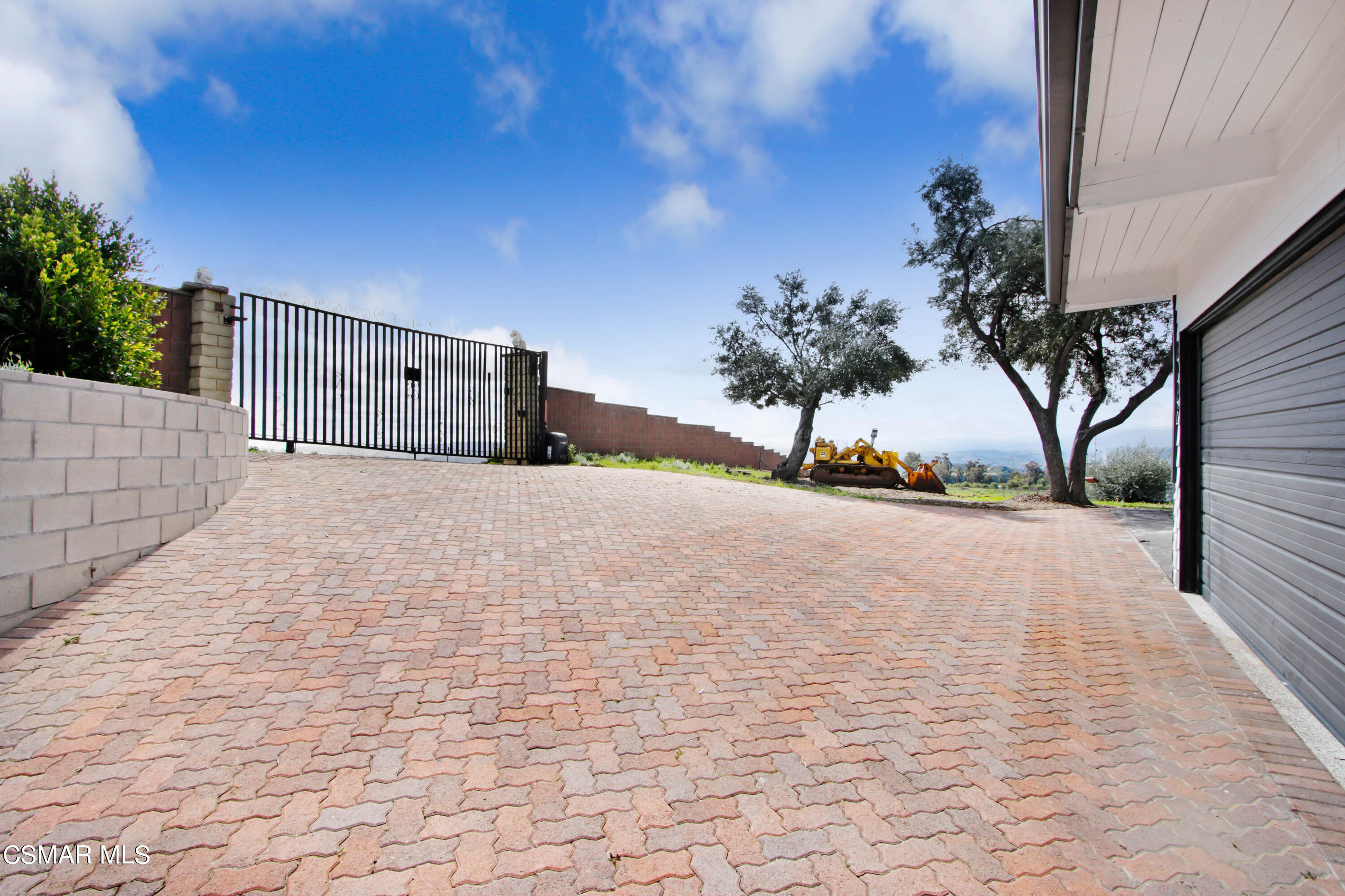 8787 Happy Camp Road Moorpark, CA 93021 - Photo 15 of 33 a view of a terrace