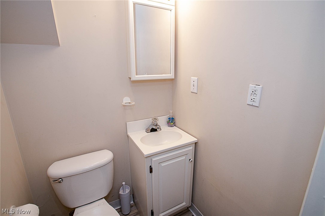 11428 Hempstead Road Garfield Heights, OH 44125 - Photo 21 of 30