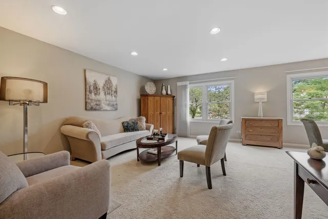 $549,000 | 6651 Dunham Road, Downers Grove, IL 60516