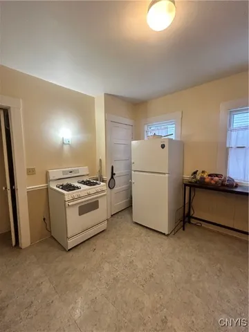 $229,900 | 207 Onondaga Avenue, Syracuse, NY 13207