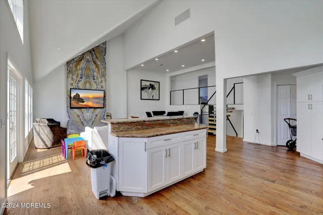 $4,900 | 186 Whalepond Road, Oakhurst, NJ 07755