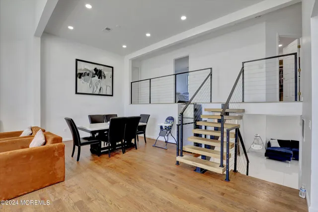 $4,900 | 186 Whalepond Road, Oakhurst, NJ 07755