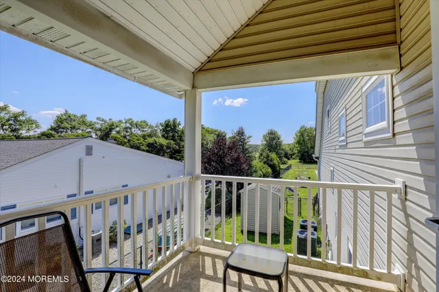 $4,900 | 186 Whalepond Road, Oakhurst, NJ 07755