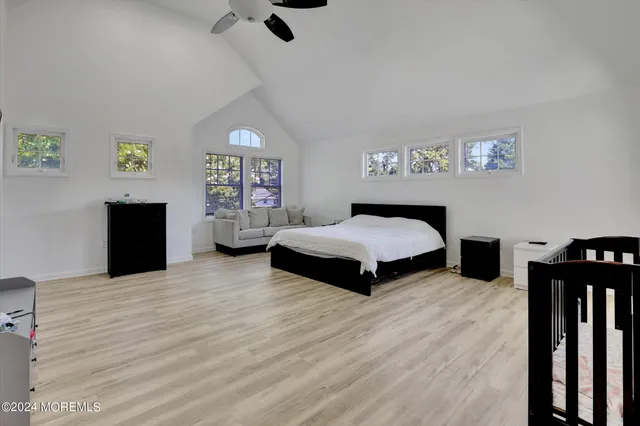 $4,900 | 186 Whalepond Road, Oakhurst, NJ 07755